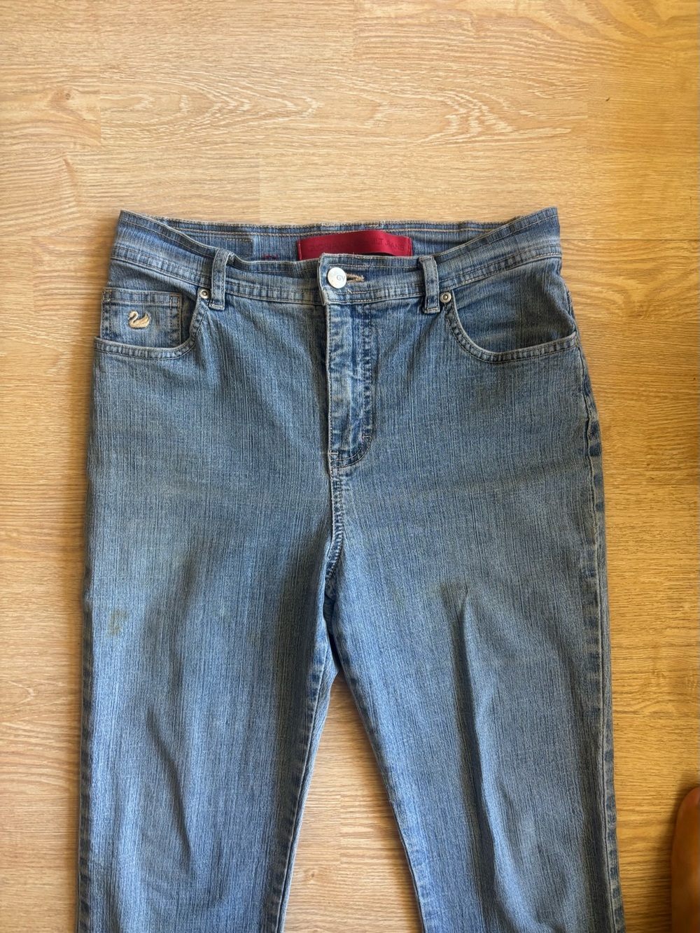 Jeans - Picture 2 of 6